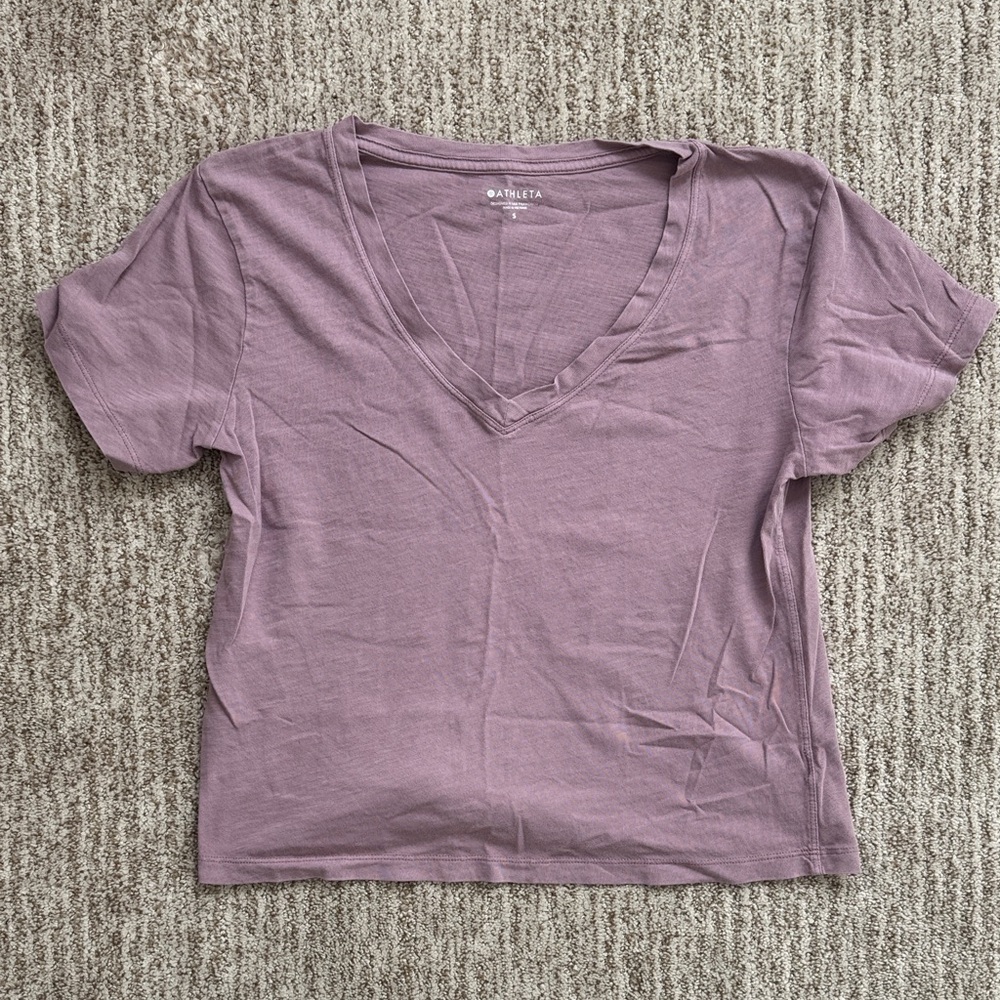 Athleta Cotton V-neck Crop Tee Size S Light Purple Like New